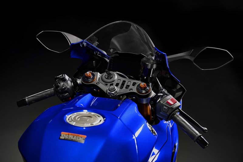 new-yamaha-yzf-r7-2026 (4)