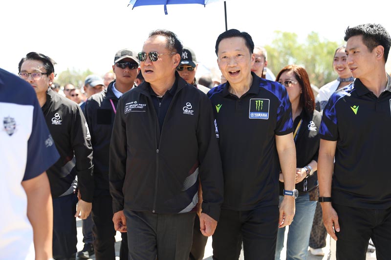 pm-anutin-yamaha-gp-pavilion-motogp-2026 (3)