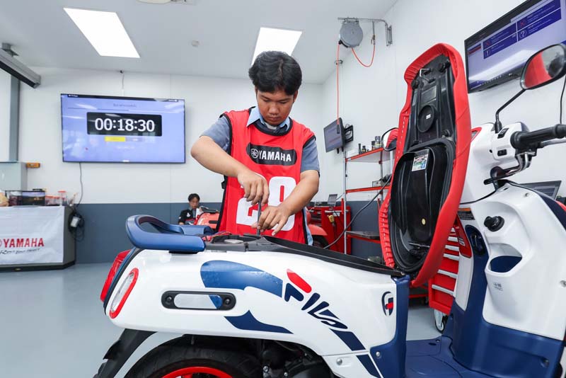 thai-yamaha-motor-motorcycle-mechanic-skill-competition-royal-trophy (11)