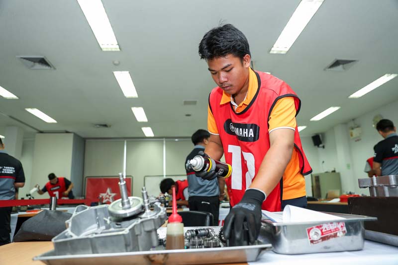 thai-yamaha-motor-motorcycle-mechanic-skill-competition-royal-trophy (17)