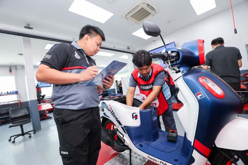 thai-yamaha-motor-motorcycle-mechanic-skill-competition-royal-trophy (9)