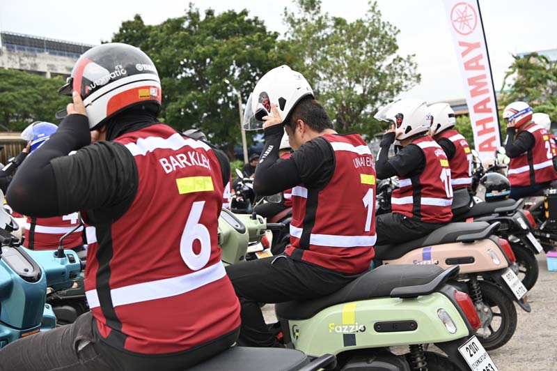 yamaha-aston-villa-asia-tour-thailand (3)