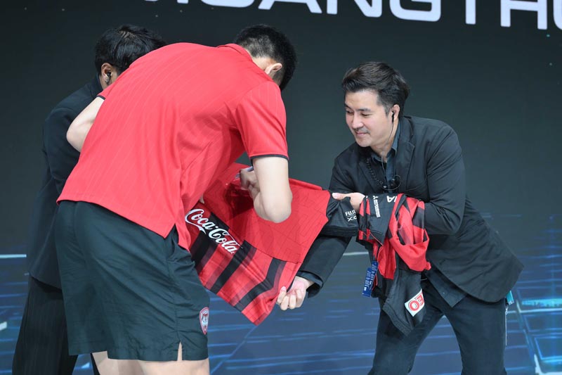 yamaha-booth-motor-show-2026-muangthong-united-players-visit (5)