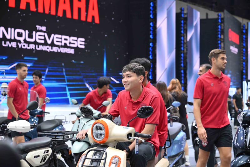 yamaha-booth-motor-show-2026-muangthong-united-players-visit (8)