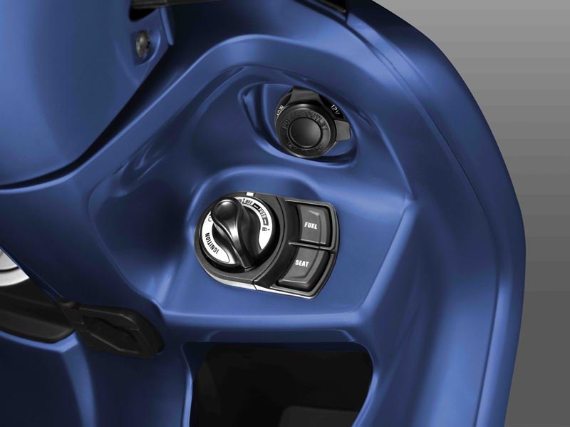 YAMAHA GRAND FILANO HYBRID 2026 (9)