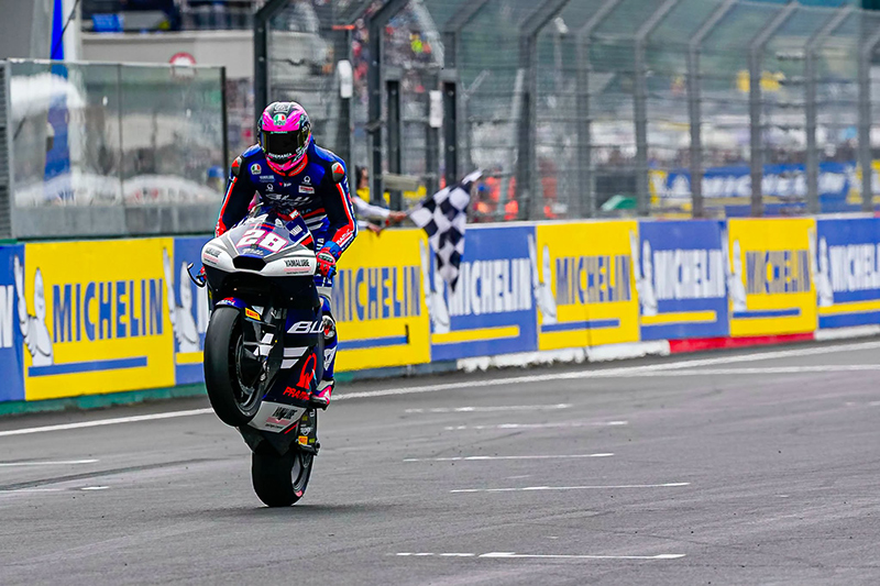 yamaha-izan-guevara-motogp-2027-3