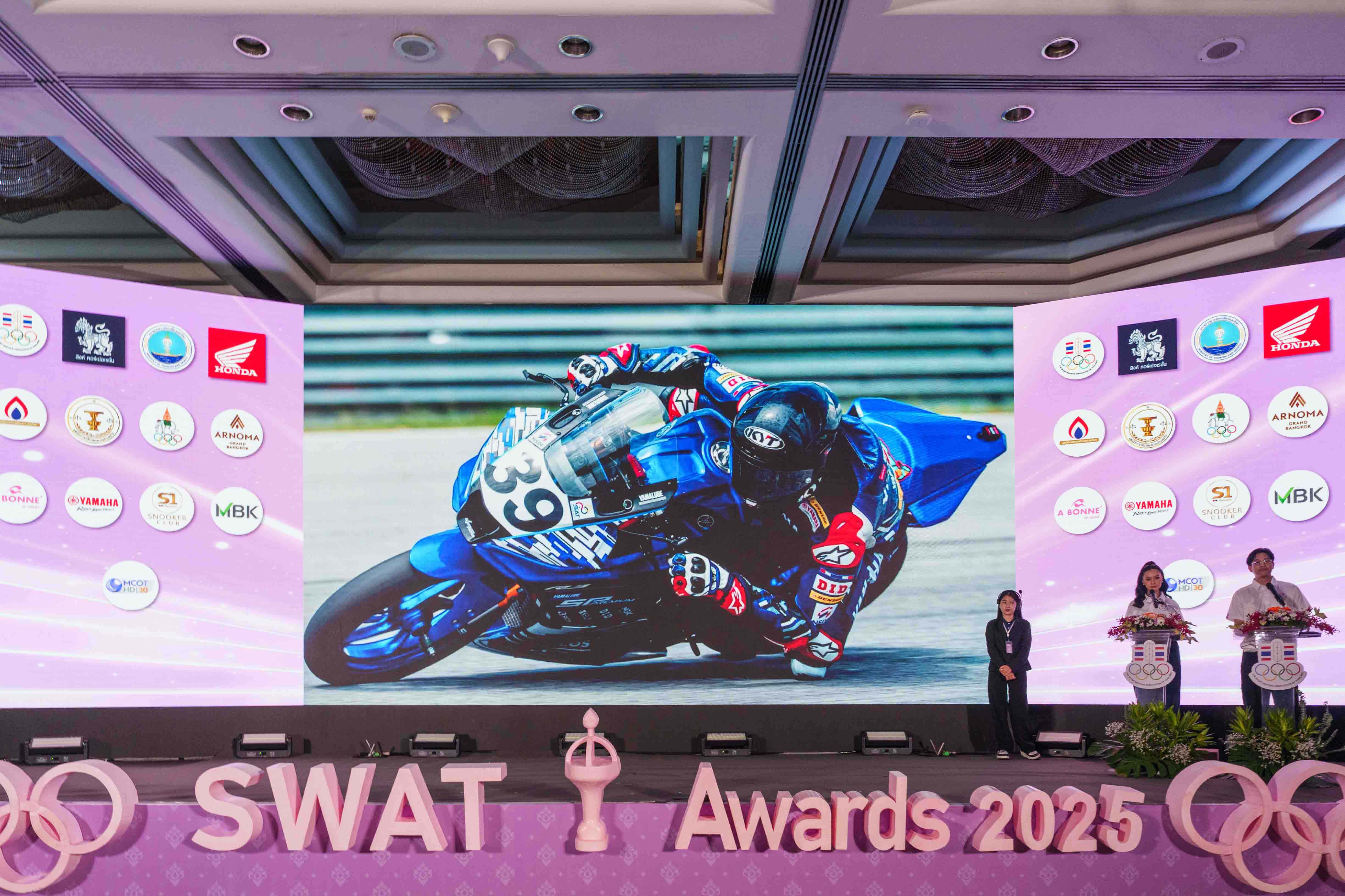 yamaha-krittapat-outstanding-athlete (7)