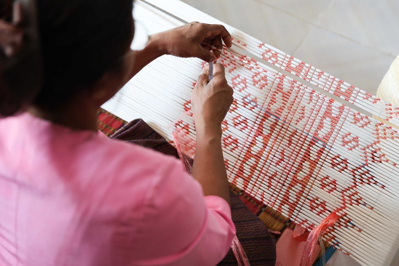 yamaha-thaigp-2026-thai-silk-polo-collection (8)