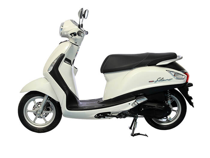 Yamaha Grand Filano-white-5