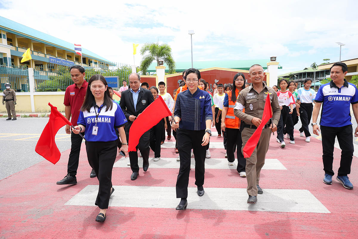 yamahapicnewcrasswalk size 1200x775-2 yamahapicnewcrasswalk size 1200x775-2