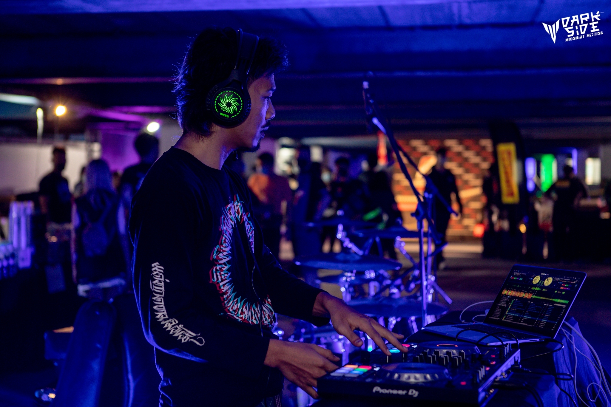 LINE_ALBUM_Dark side midnight meeting 2022_220725_23