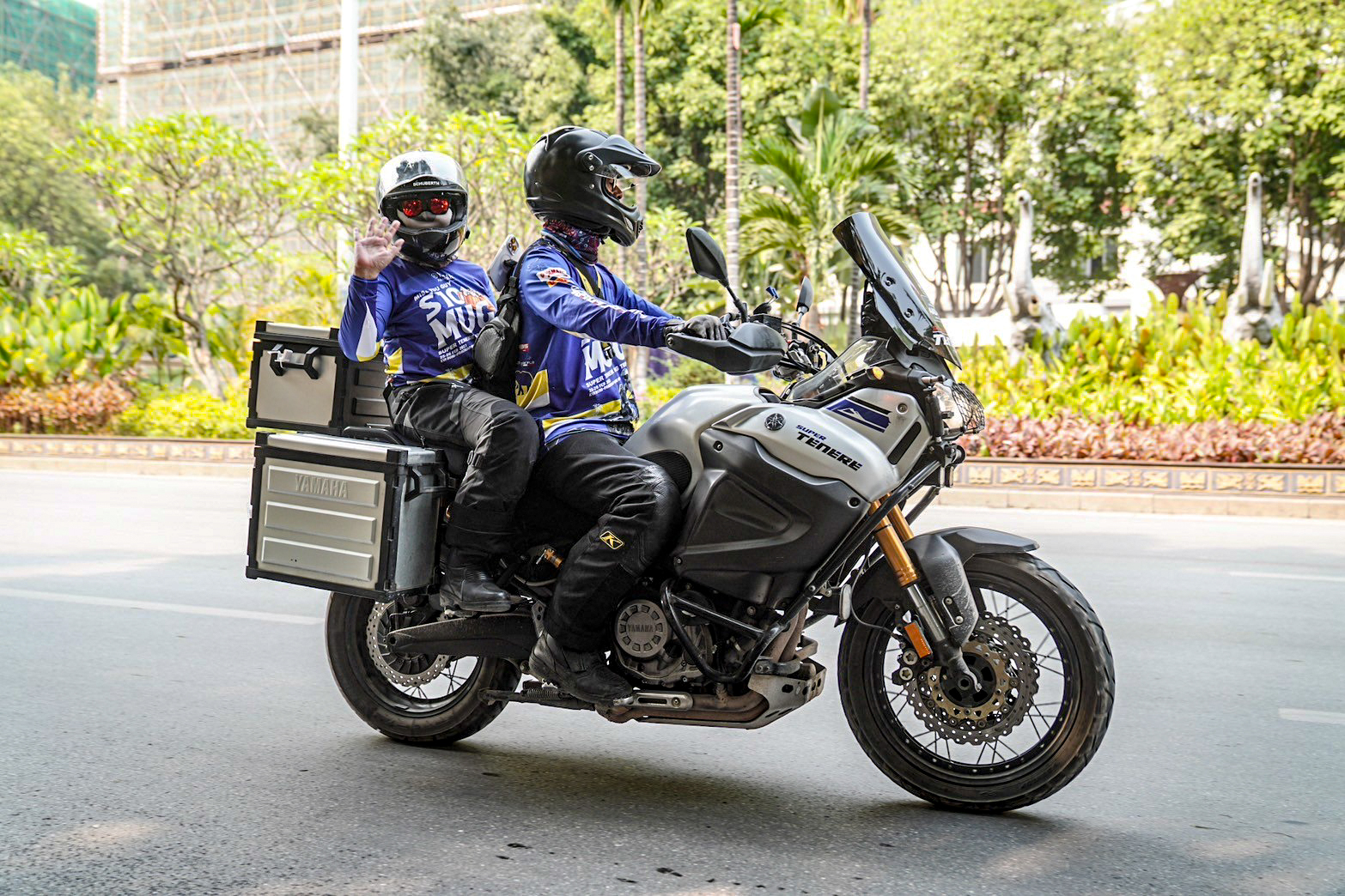 LINE_ALBUM_16367_240316_18