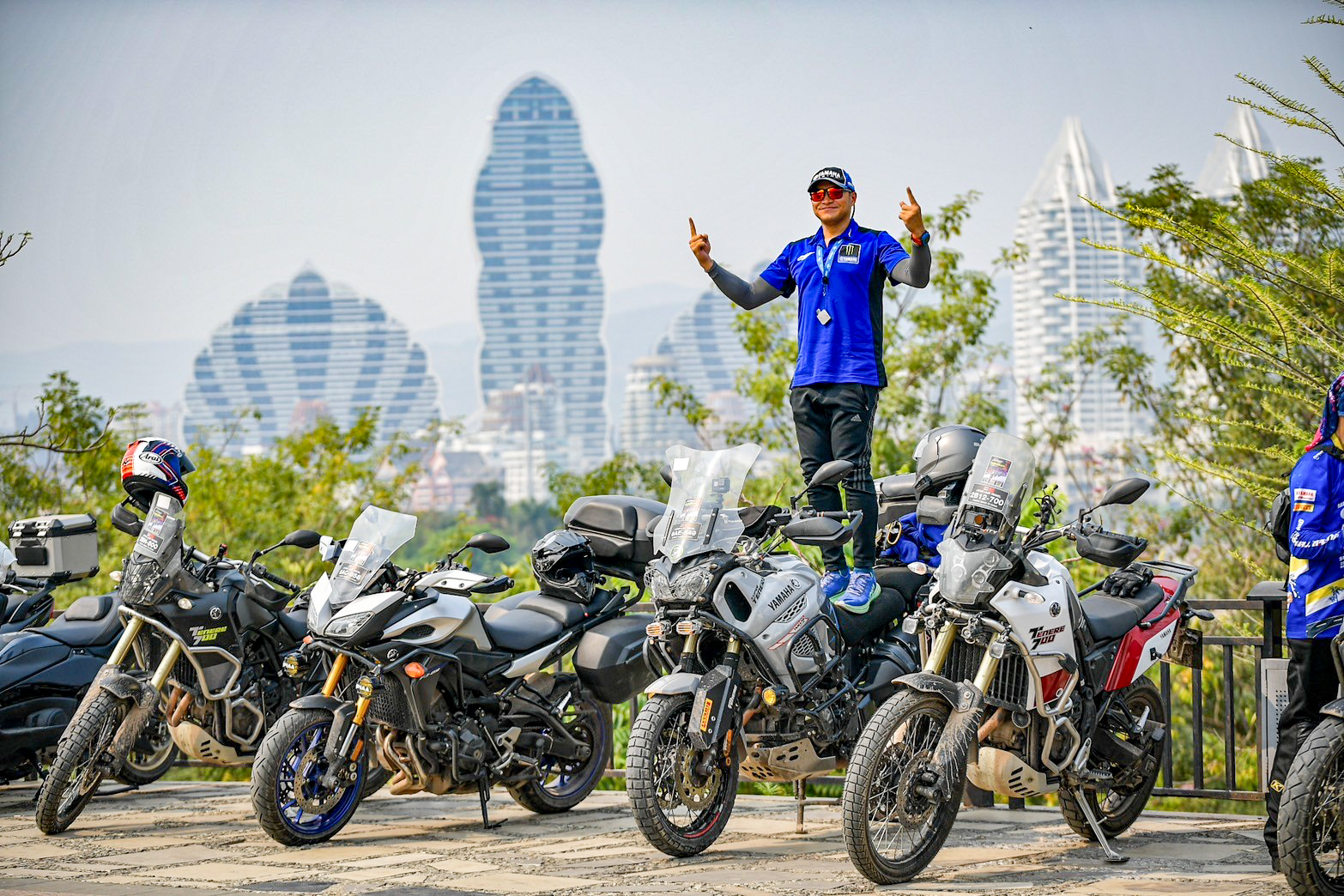 LINE_ALBUM_16367_240316_2