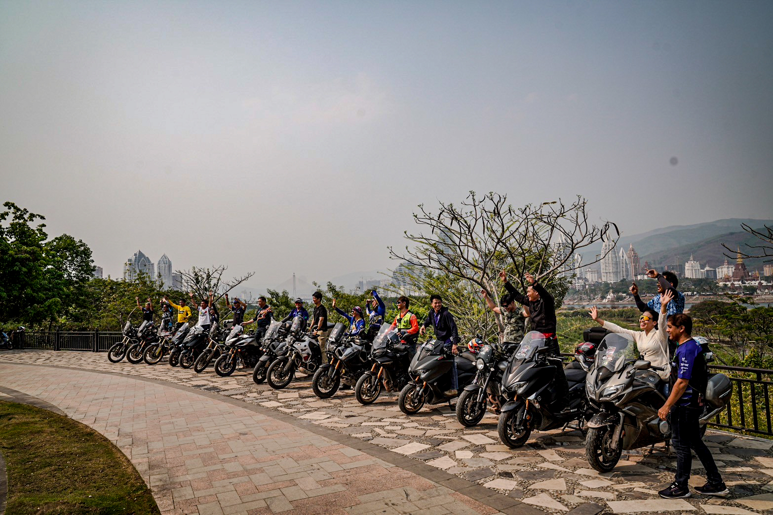 LINE_ALBUM_16367_240316_21