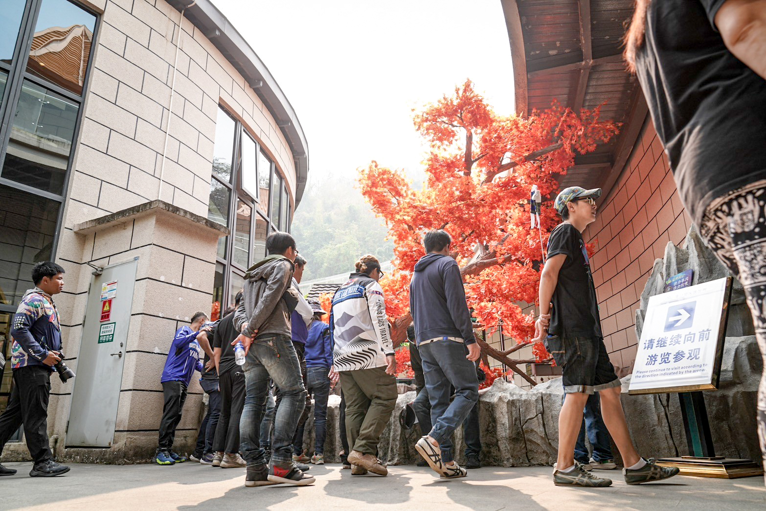 LINE_ALBUM_17367_240317_14