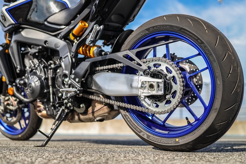 L2222INE_ALBUM_Product-MT-09_240712