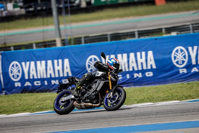 LINE_222222ALBUM_HL-Group-B_240712_4