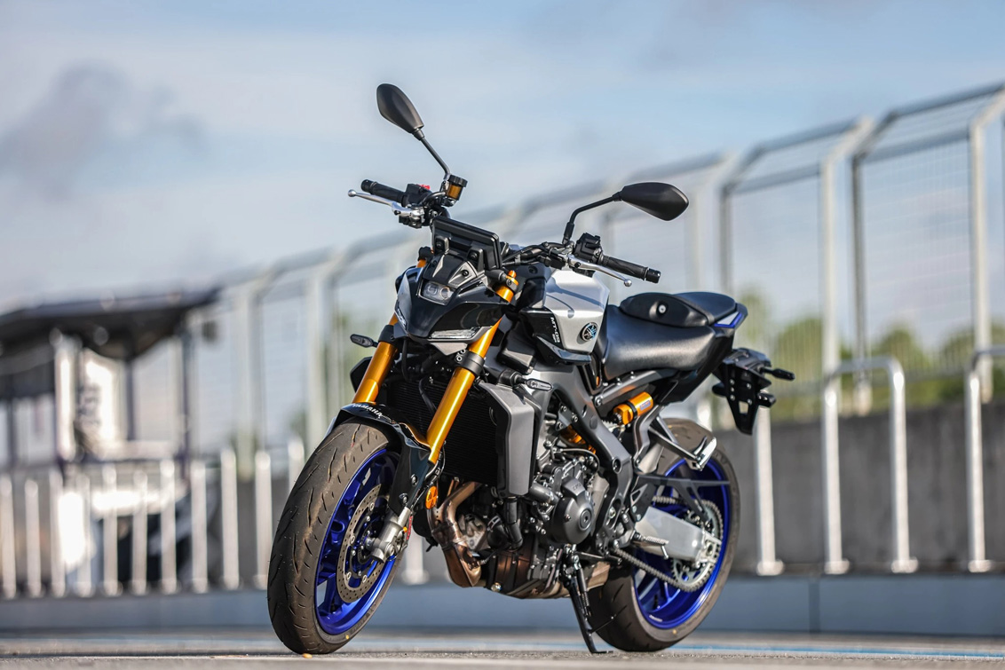 LINE_ALBUM_Product-MT-09-SP_2401111 LINE_ALBUM_Product-MT-09-SP_2401111